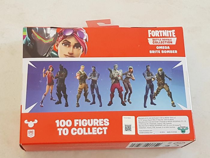 Figurine Fortnite 011 Omega 012 Brite - photo numéro 3
