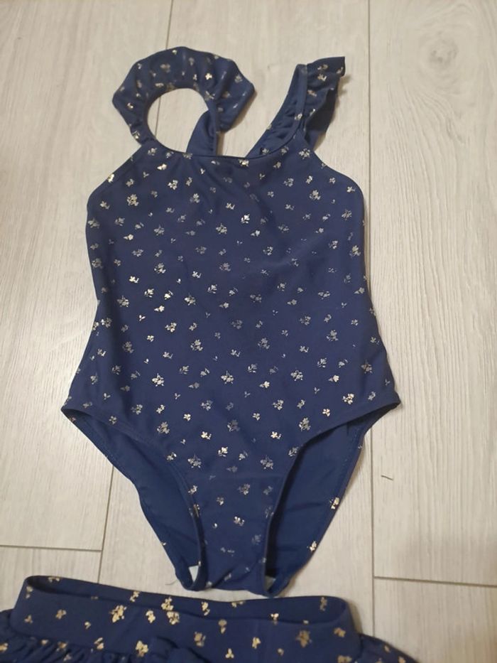 Superbe ensemble de bain 6/7A - photo numéro 4