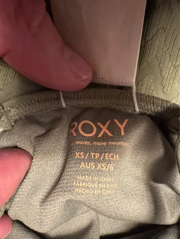 Maillot de bain Roxy une pièce vert taille XS neuf avec étiquette - photo numéro 6