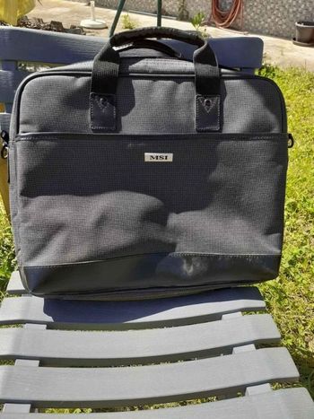 Pochette d'ordinateur.