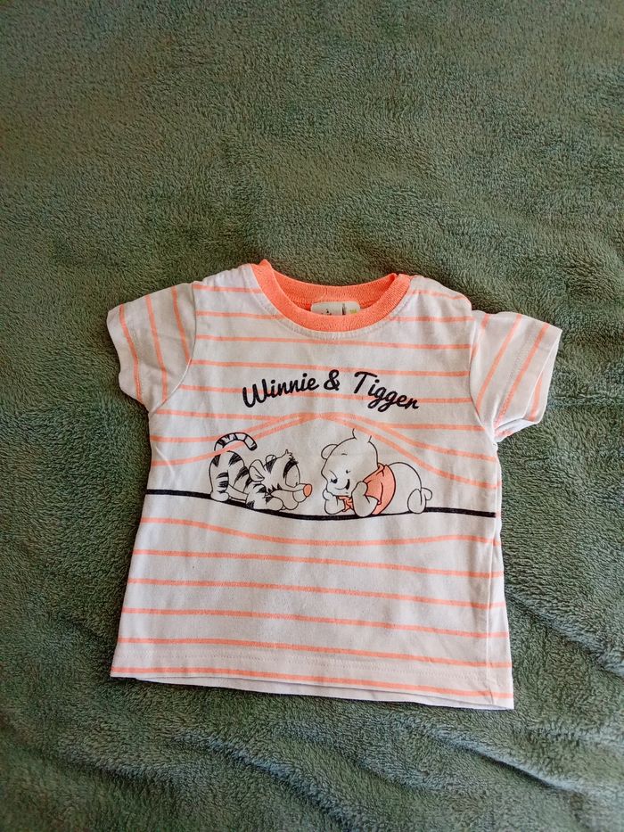 T - shirt