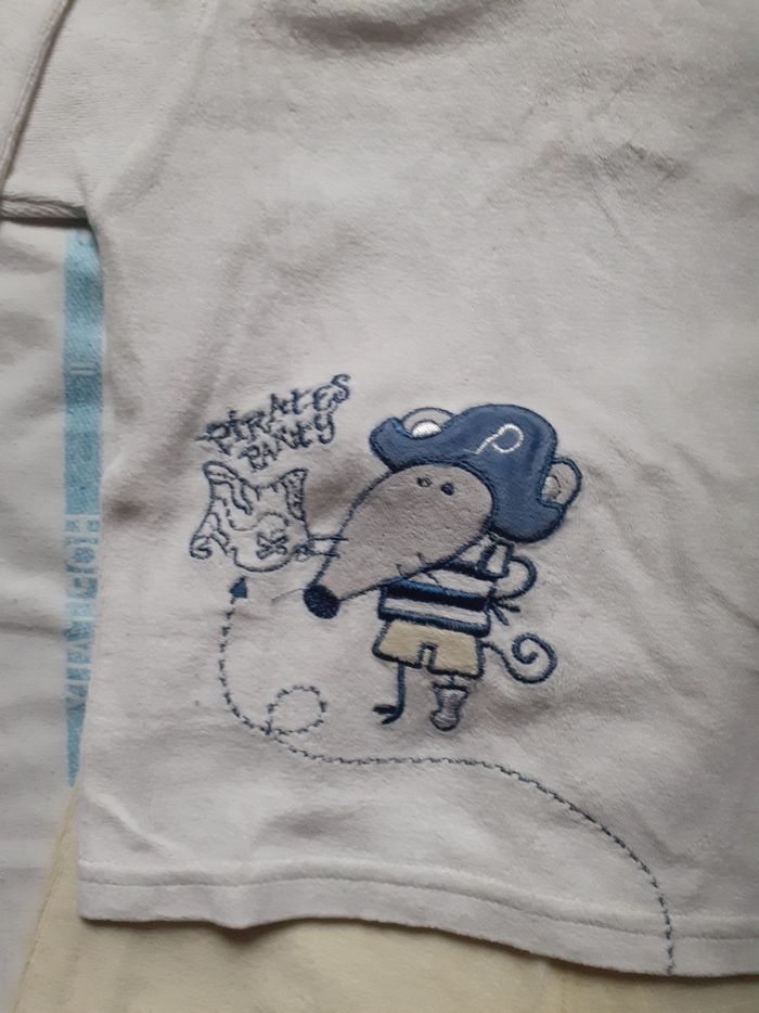 Pyjama 2 pièces jaune clair et blanc motif souris pirate - photo numéro 4