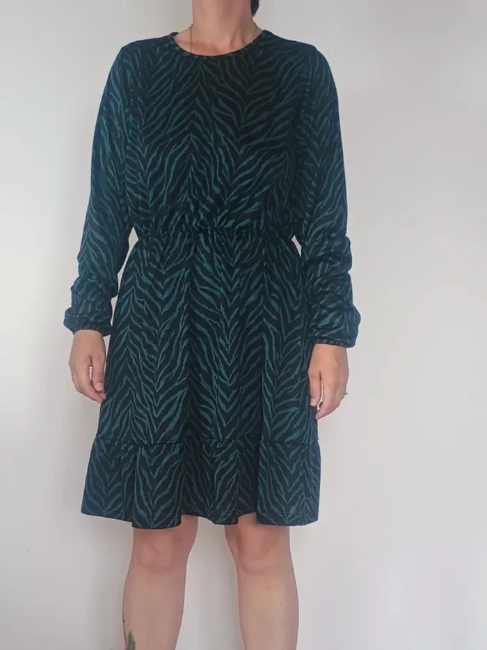 Robe mi-longue fleurie