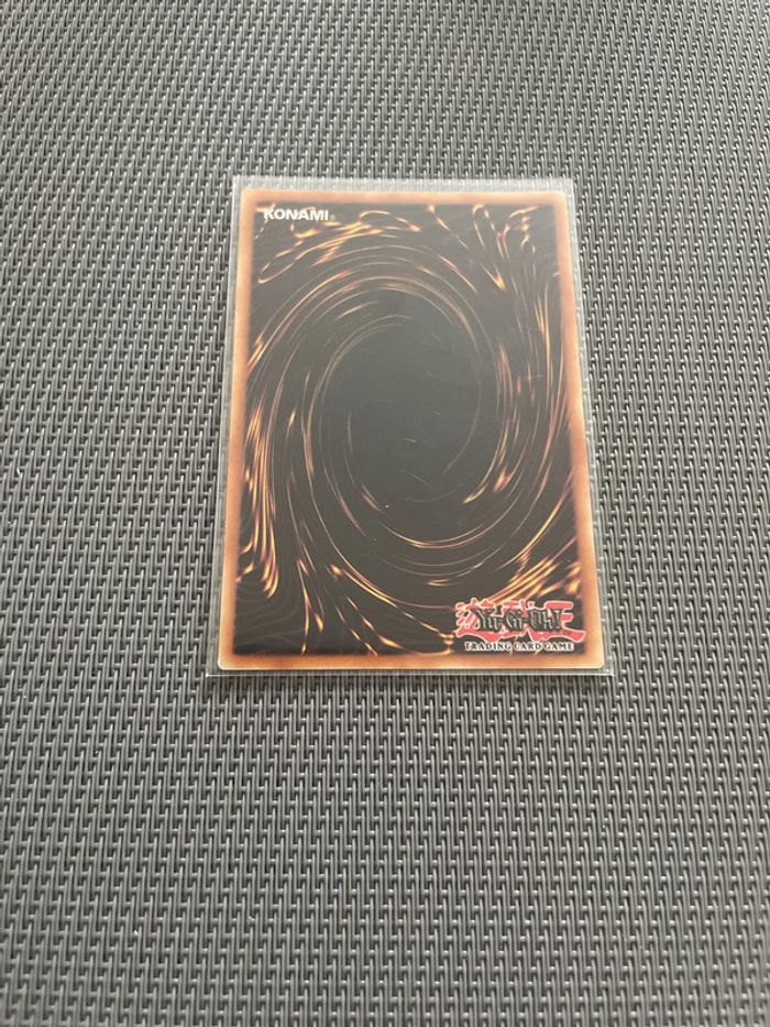 Carte Yu-Gi-Oh! - Chevalier Gaia, Force de la Terre 5DS1-FR042 Super Rare - photo numéro 2