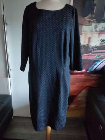 Robe your sixth sense T 44/46