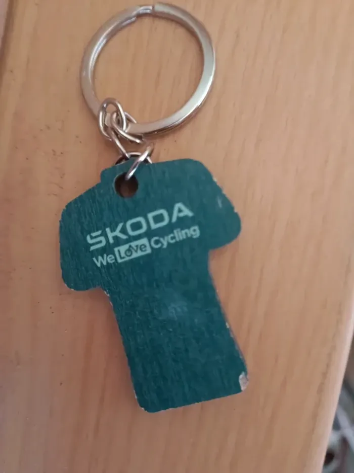 Porte clés Skoda à donner - photo numéro 2
