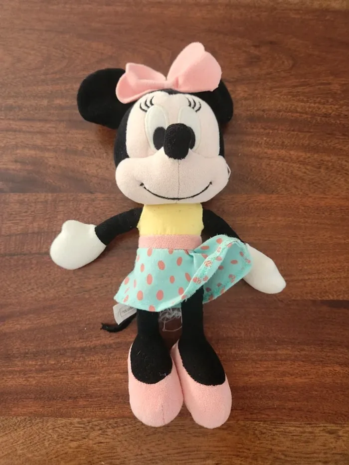 Peluche Disney Minnie Jupe Bleue 🧸