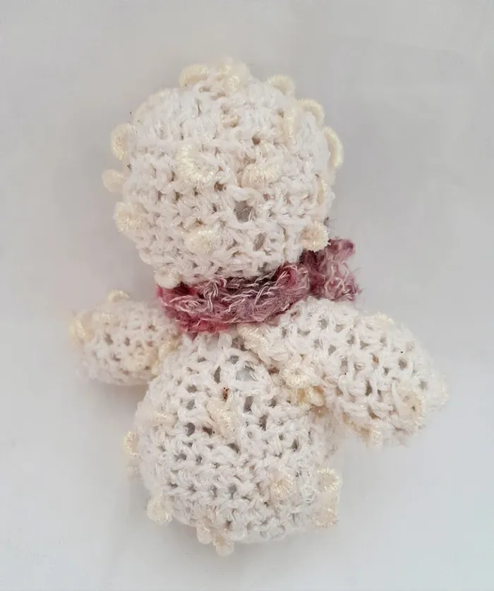 Décoration de Noël Bonhomme de neige fait main au crochet - photo numéro 2