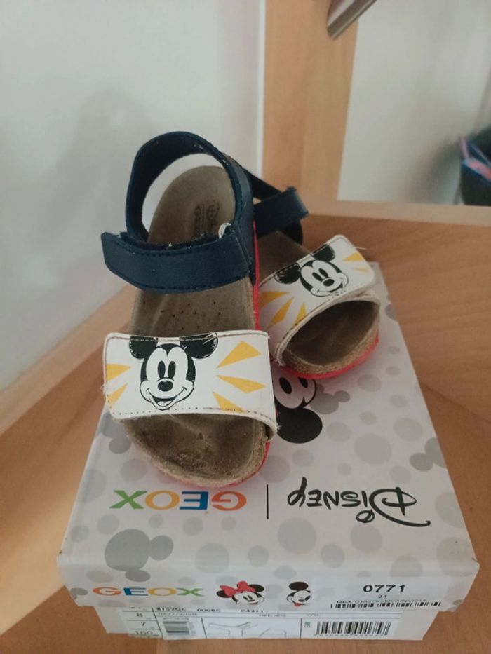 👣 Sandales Geox Mickey 24 👦