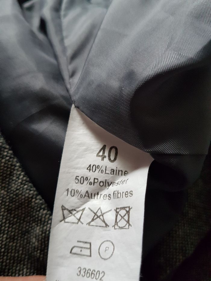 Pantalon gris chiné doublé, tour de taille 76 cm, longueur 99 cm,40% laine, 3 Suisses, taille 40 - photo numéro 5