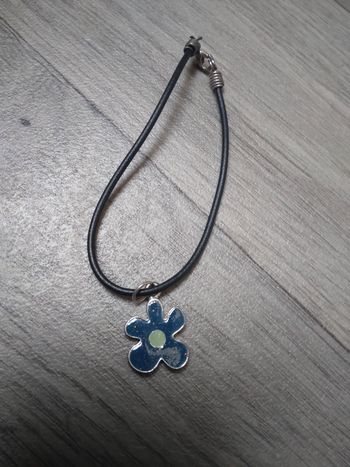 Bracelet fleur neuf
