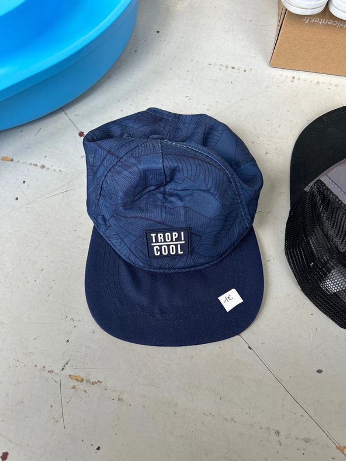 Casquette bleu 2/4 ans