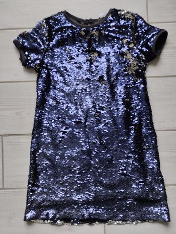 Robe de soirée à sequins 💙
