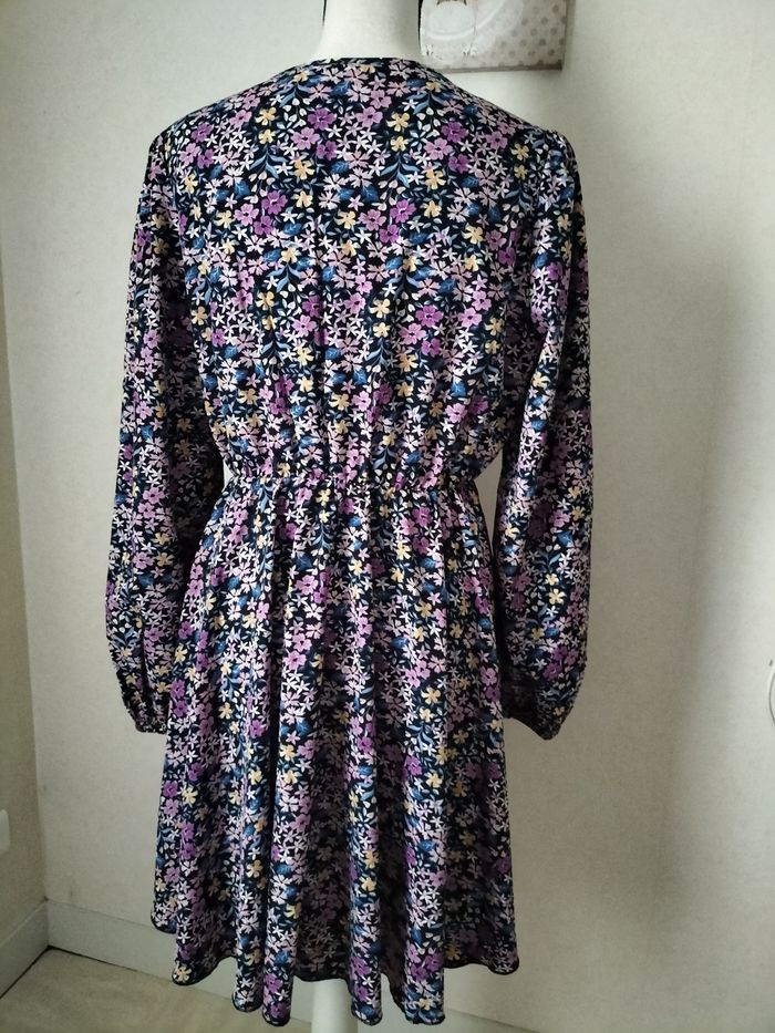 Robe fleurie - photo numéro 3