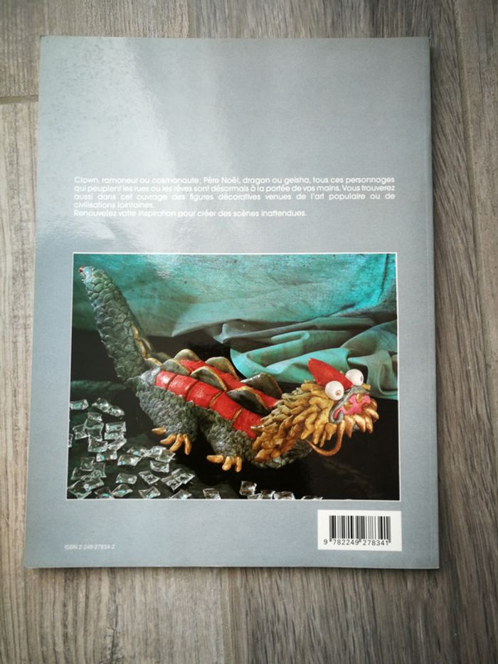 Livre personnages en pâte de sel - photo numéro 2