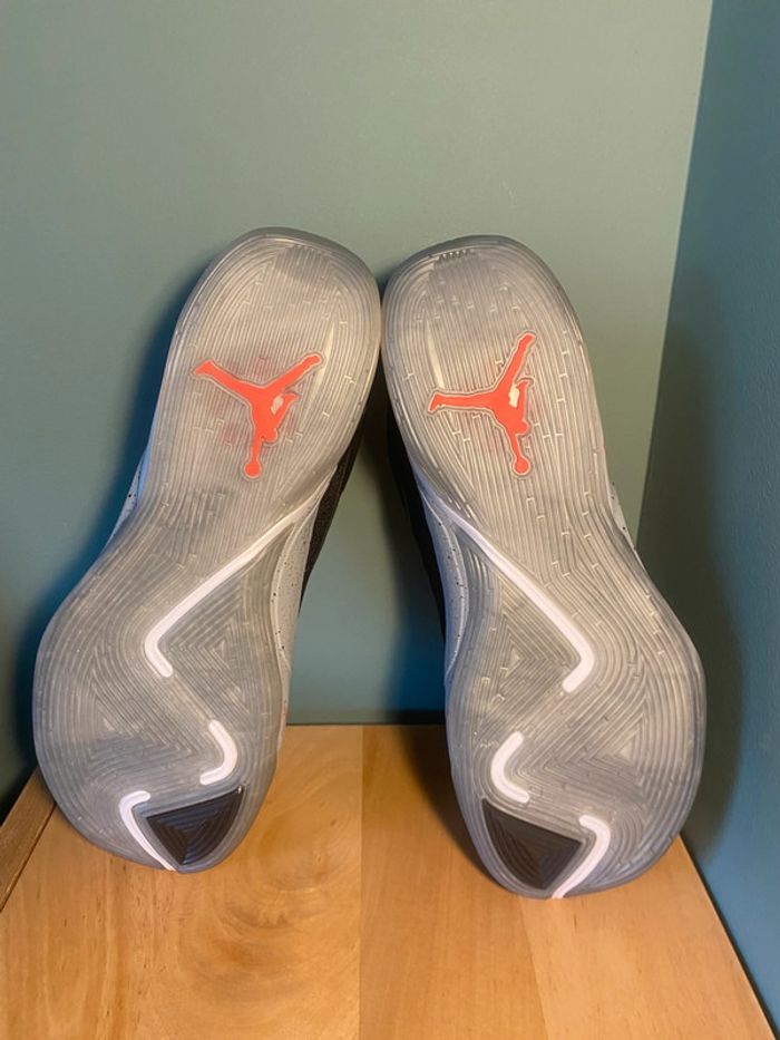 Jordan Luka 2 taille 49,5 - photo numéro 4