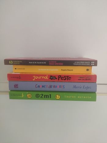 Lot de 5 livres jeune fille