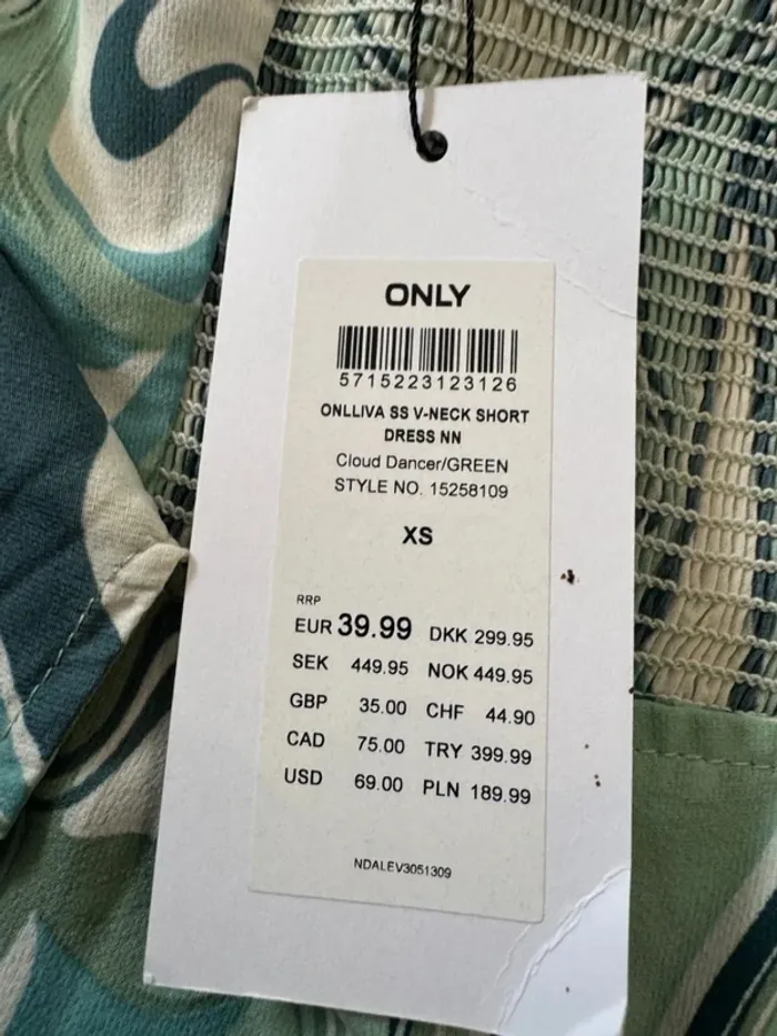 Robe verte et bleue Only, taille XS, neuve, valeur 40€ 70cm longueur - photo numéro 4