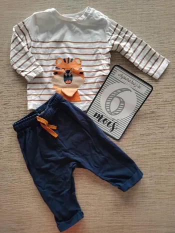 Ensemble 6 mois / 66-71 cm