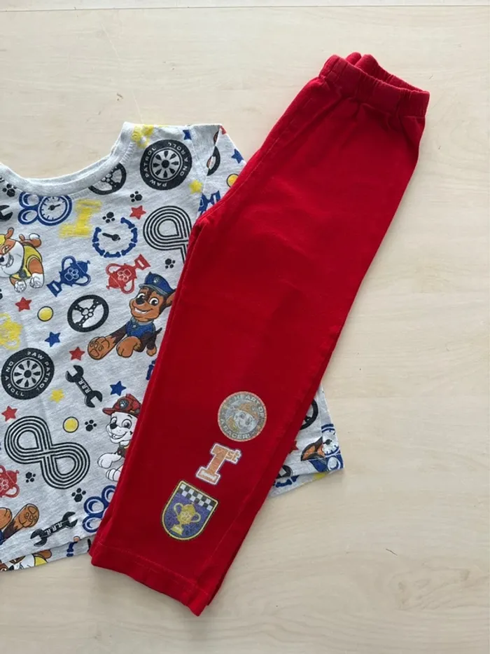 Pyjama 1.5/2 ans en 92 cm - photo numéro 5