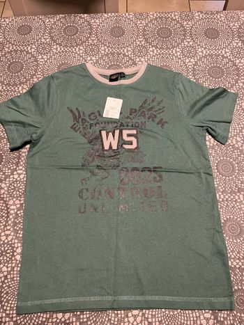 Teeshirt neuf taille 12 ans