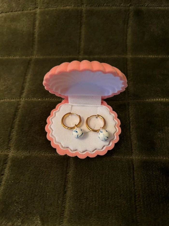 Boucles d’oreilles perle en porcelaine