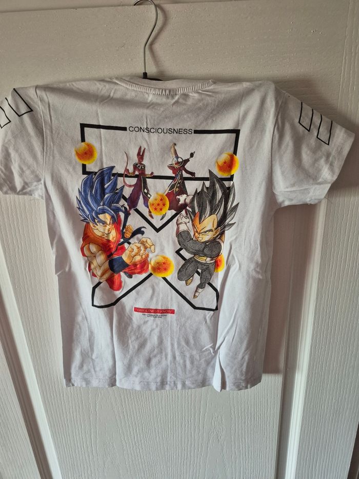 T-shirt dragon ball taille 10 ans - photo numéro 2