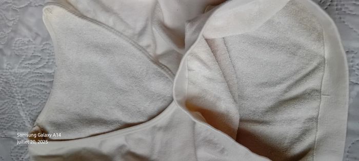 Haut court manches longues en velours côtelé col en V ecru femme S - photo numéro 18
