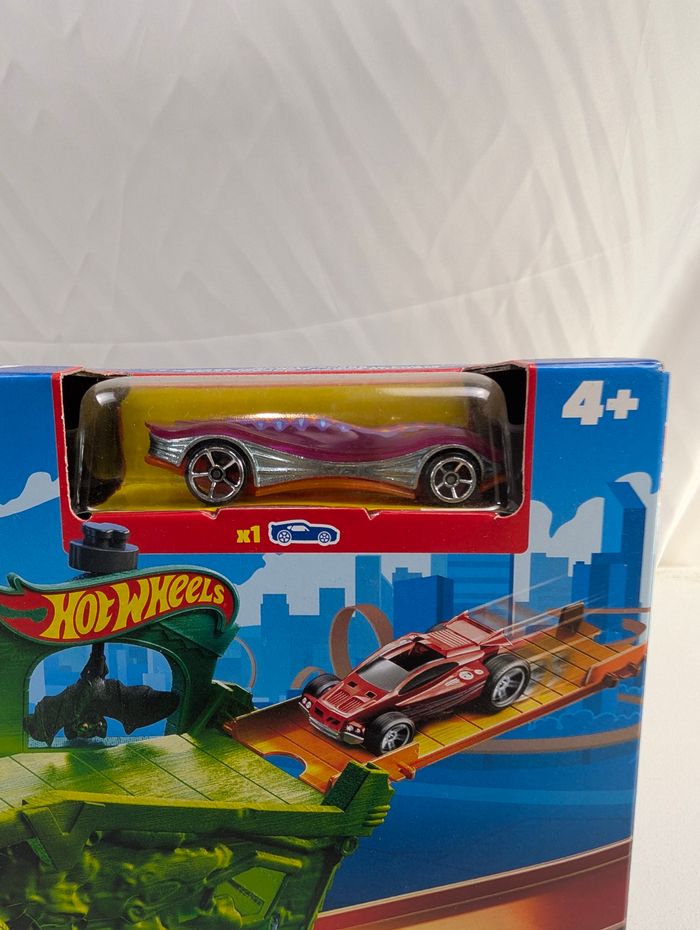 Hot Wheels City - "Le Garage Fantôme" - NEUF (jamais ouvert) - photo numéro 2