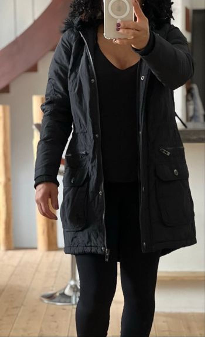 Manteau  noir capuche fausse fourrure New Look Taille 36 - photo numéro 4