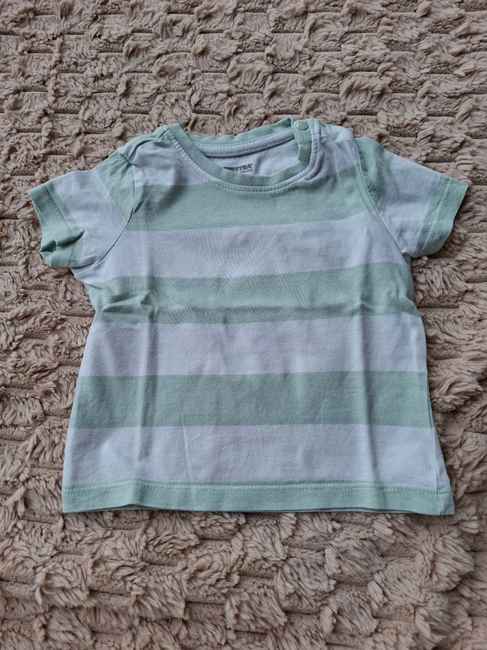 Tee-shirts Taille 9 mois / 71 cm Neuf - photo numéro 6