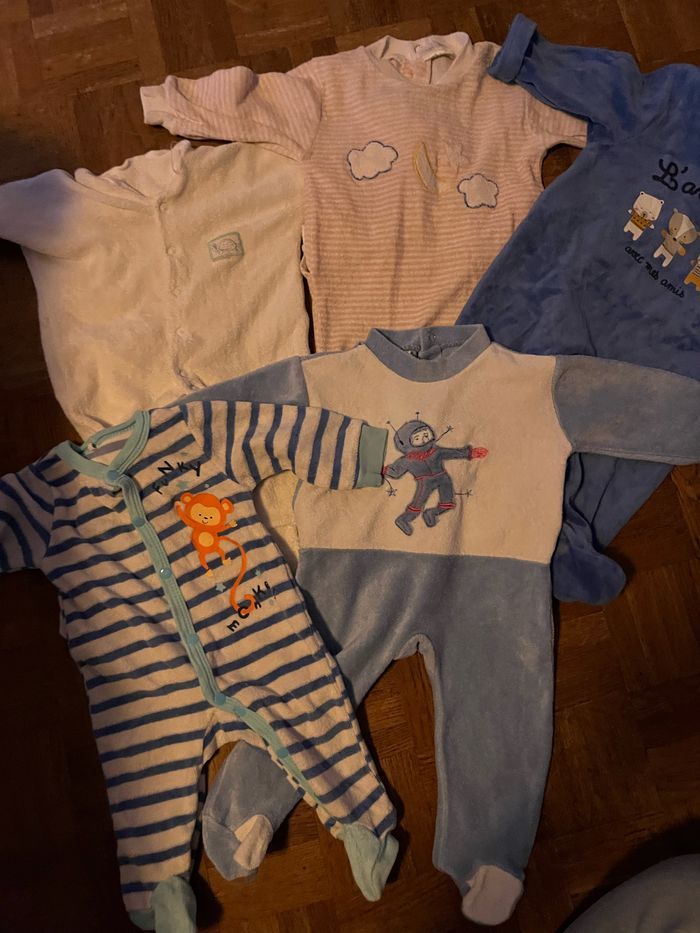 Lots 5 pyjamas velours