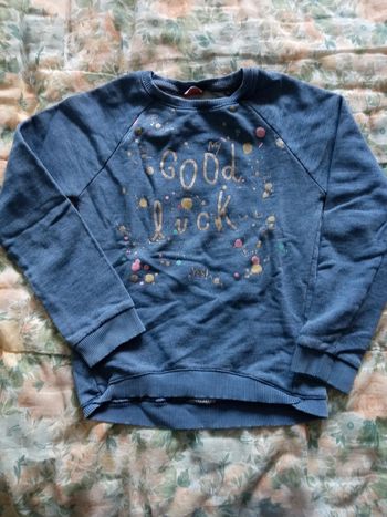 Pull bleu tape à l'oeil 10 ans