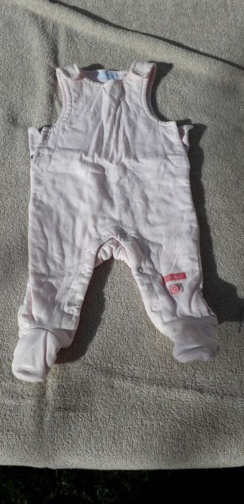 Pyjama une piece sans manche