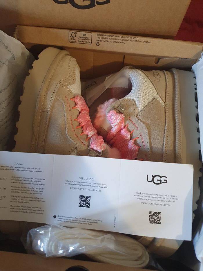 Basket moumoute ugg rose blanc gris neuves 39 - photo numéro 6