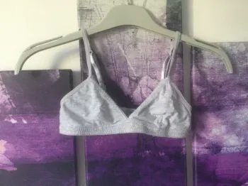 Soutien gorge gris 12 ans