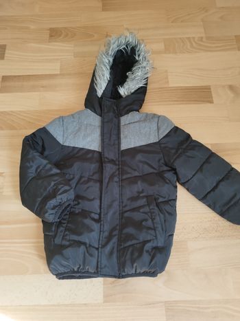 Manteau chaud type doudoune  pour hiver garçon 4 ans noir gris