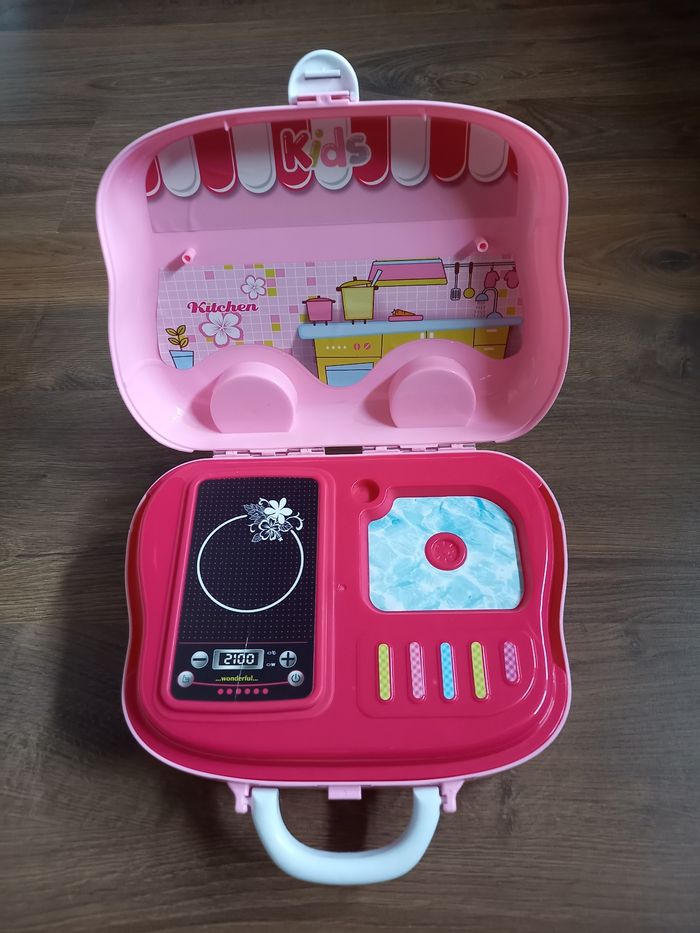 Valisette dînette roulante - photo numéro 3