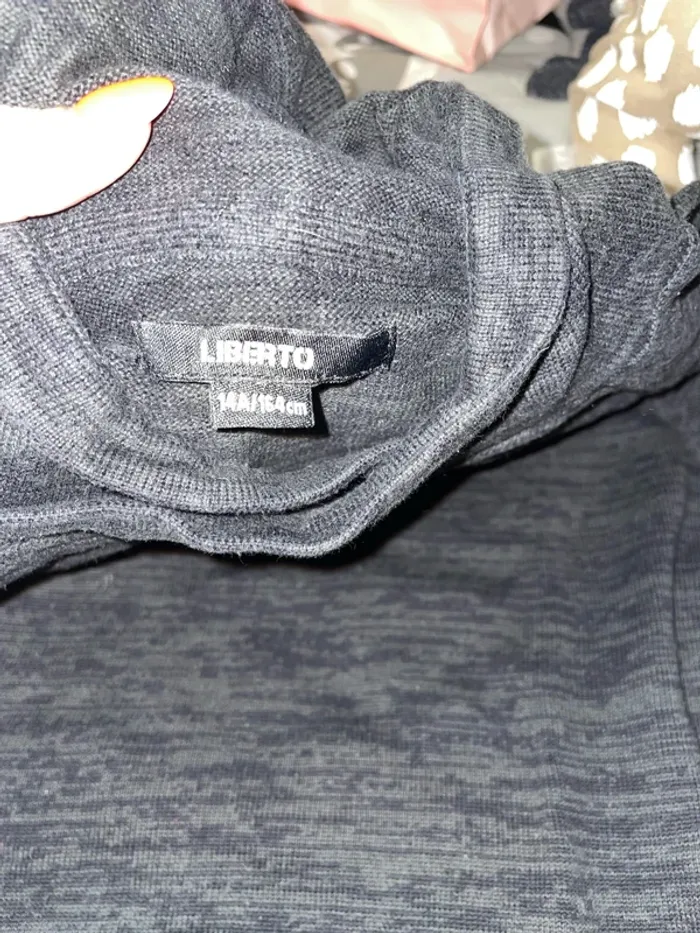Pull garçon - photo numéro 2