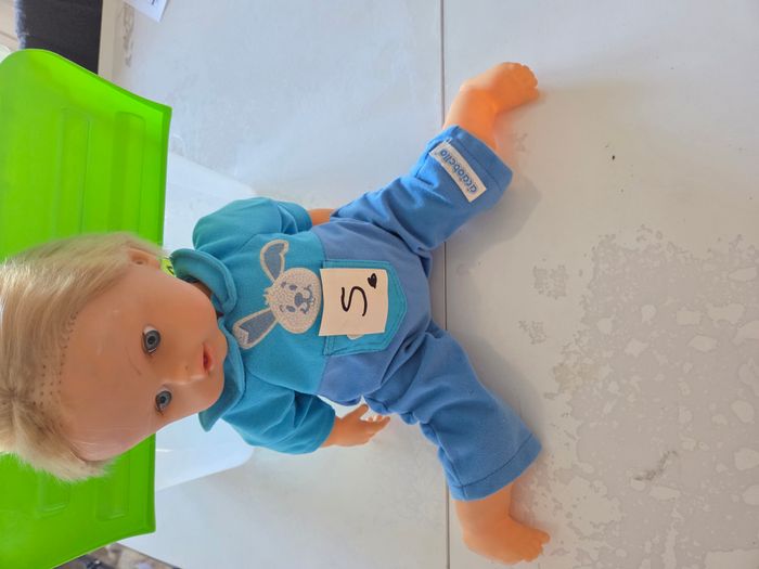 Lots poupee licorne et dora - photo numéro 2