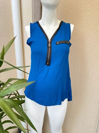 🌸 Blouse manche courte bleu avec dentelle derrière - Taille 38/40 🌸