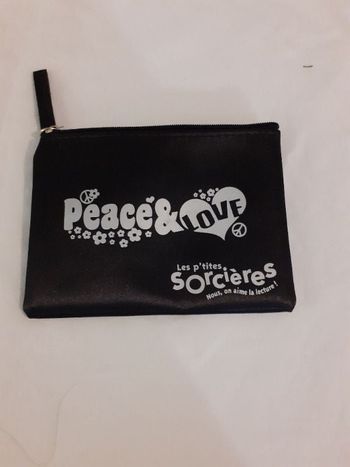 Porte monnaie noir Les petites Sorcières