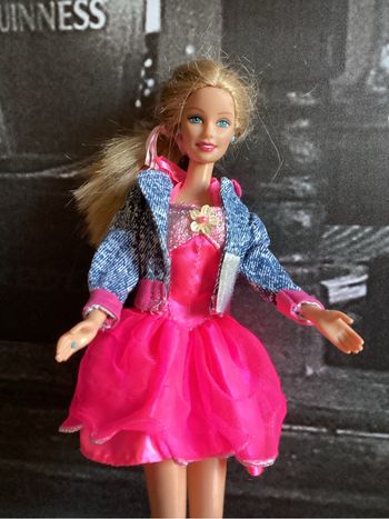 Barbie 3 tenues