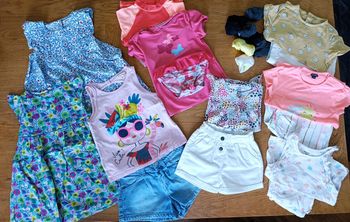 Gros lot vêtements été fille 3 ans