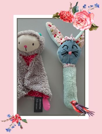 Lot de doudou peluche et hochet