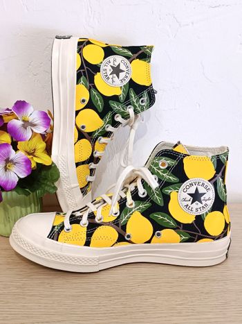 Converse 70' citrons