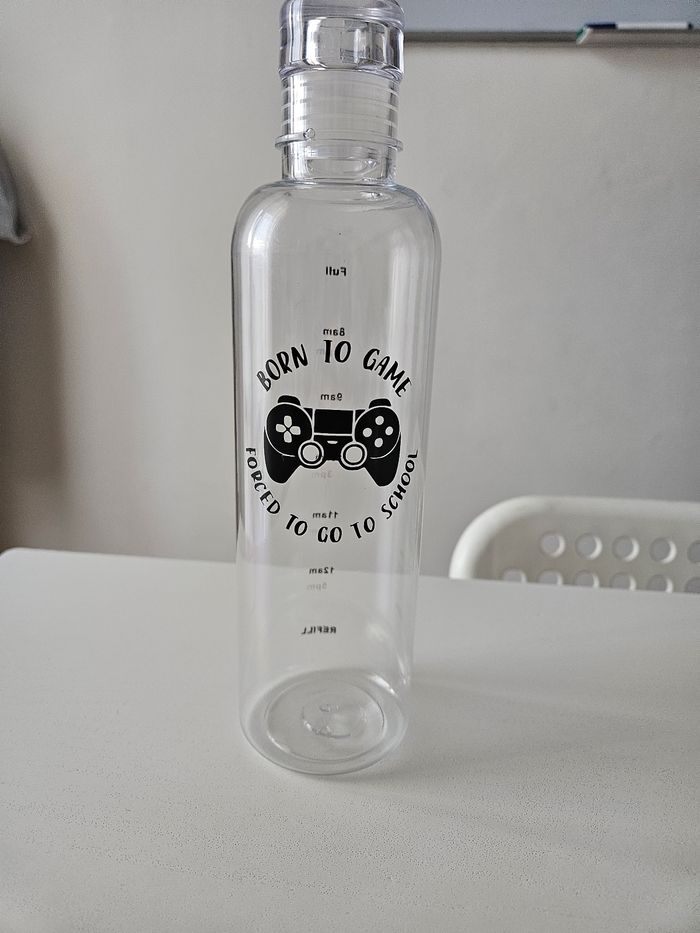 Gourde personnalisée en plastique 500ml idee cadeau fin d'année maîtresse ATSEM..... - photo numéro 8