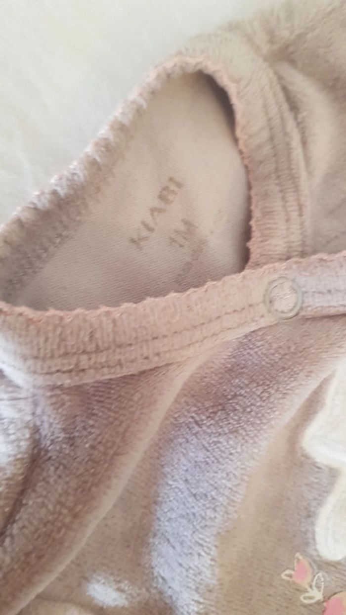 Pyjama gris. - photo numéro 3