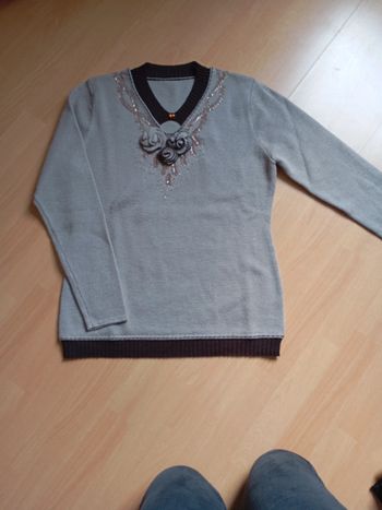 Pull col en V taille 42/44