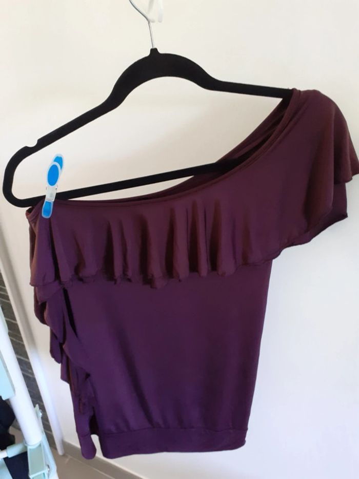 Haut asymétrique violet